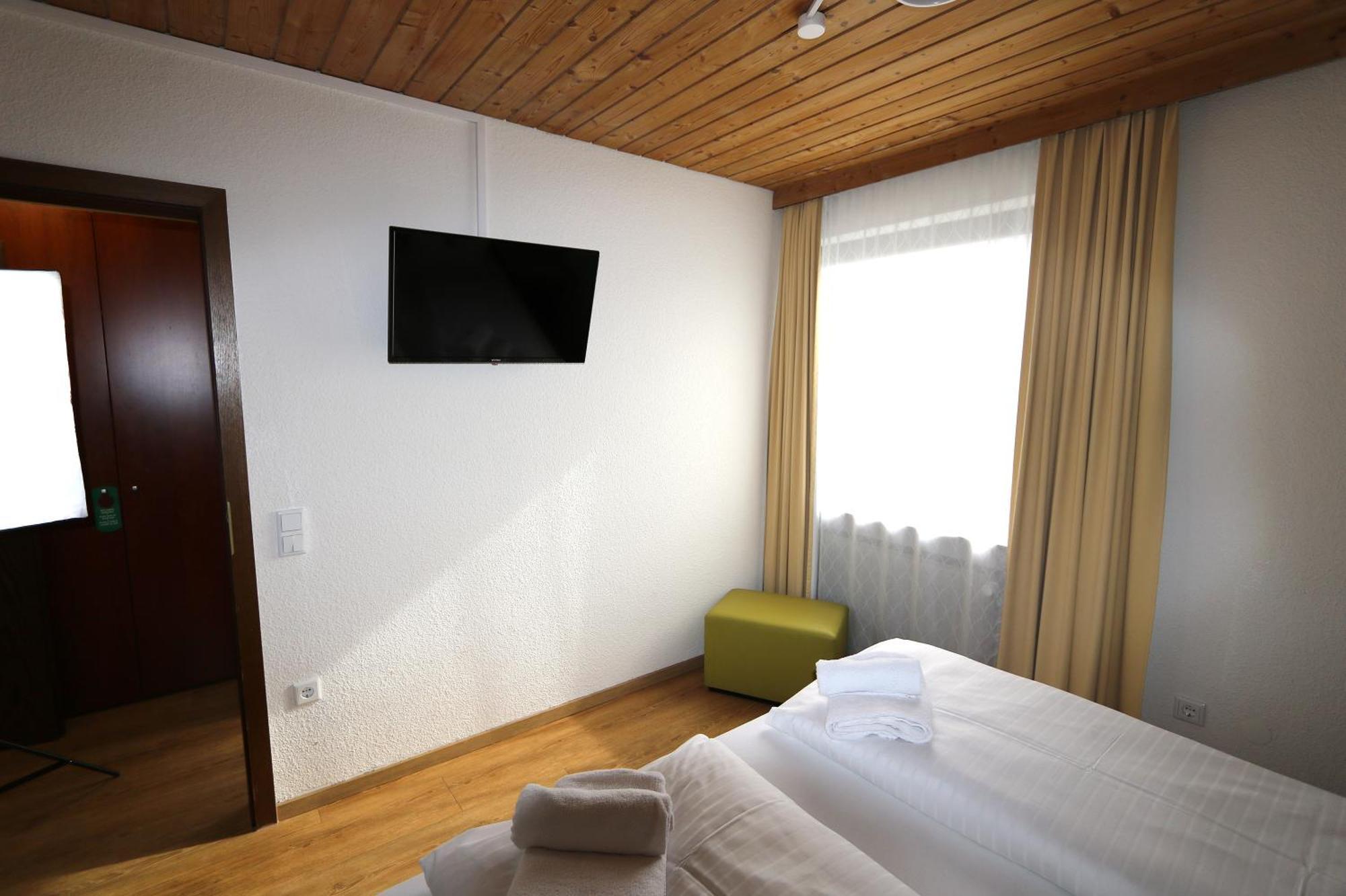 Hotel Avenue Altenfurt Нюрнберг Экстерьер фото